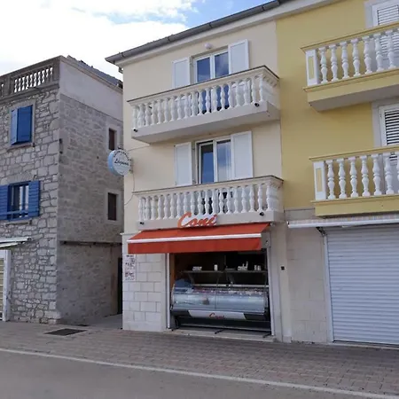 Apartman By The See In The Center Of Apartment *